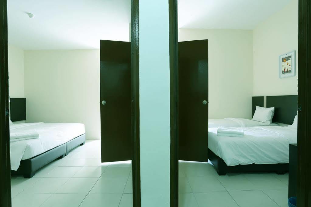 Nd Hotel Malacca Екстериор снимка
